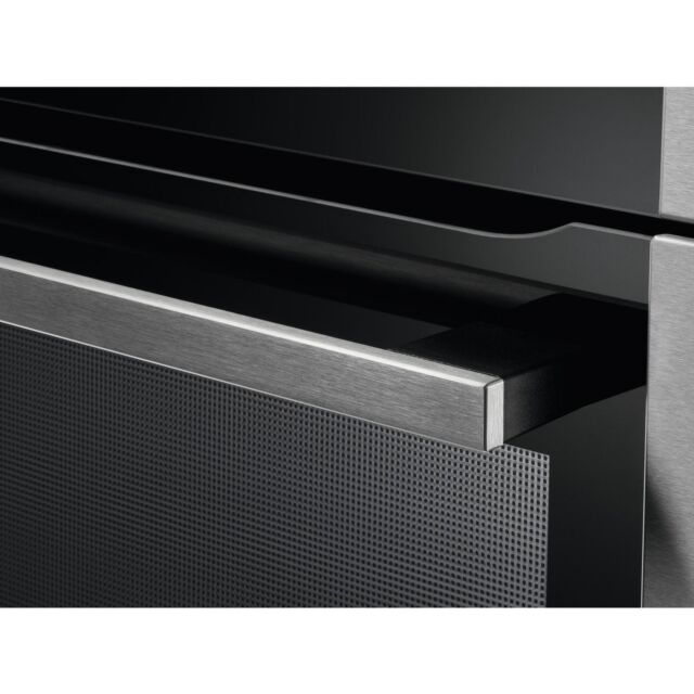 AEG BPS55IE20M
Steambake Pyrolytic Multifunction Oven With Easy2clean Tray With Retractable Rotary