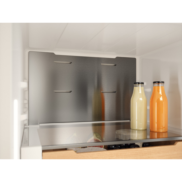 ASKO RBC576DNC1.UK 60/40 Integrated No Frost Fridge Freezer