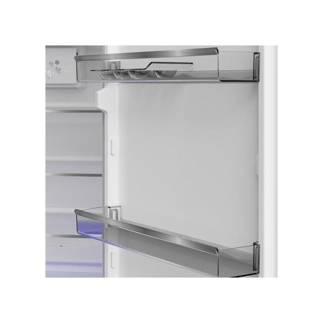 Blomberg KGM4574V 54cm Frost Free Fridge Freezer - White