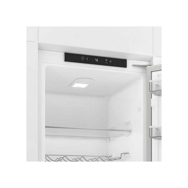 Blomberg SST3455I 54cm Integrated Tall Larder Fridge