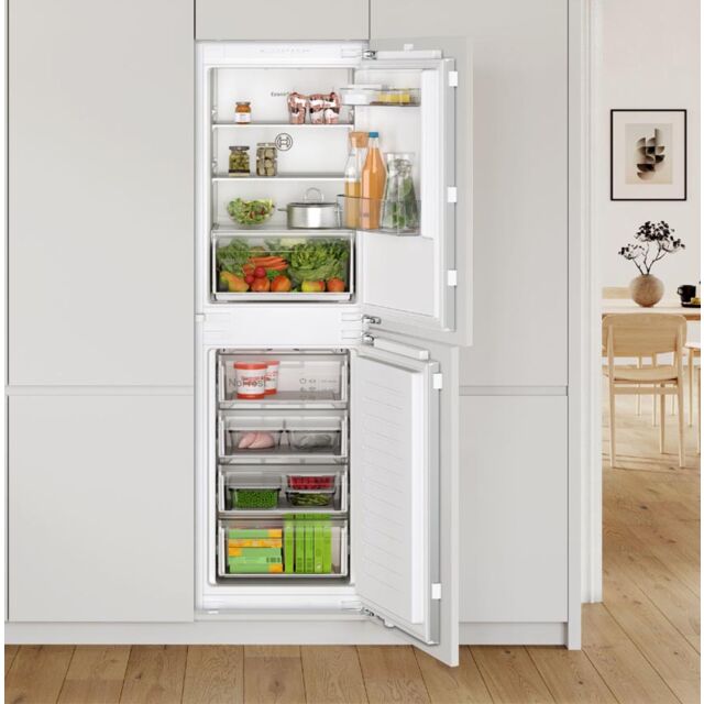 Bosch KIN85NFE0G 54.1cm 50/50 Built In No Frost Fridge Freezer