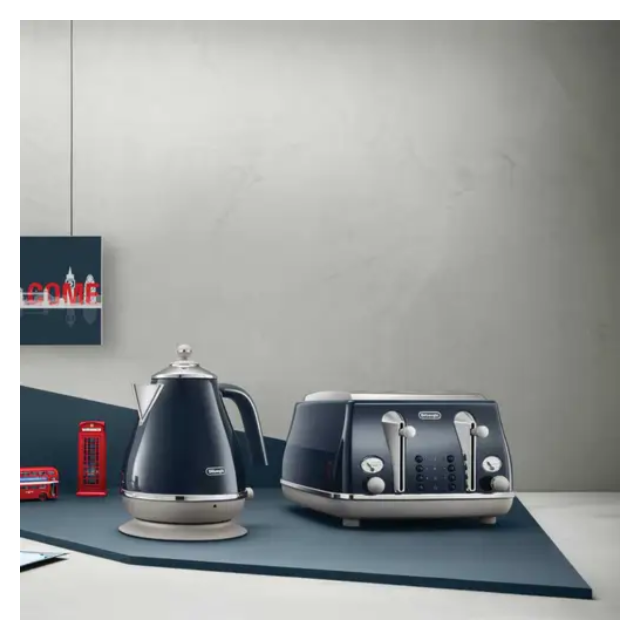 Delonghi CTOC4003.BL 4 Slice Icona Capitals Toaster London Blue