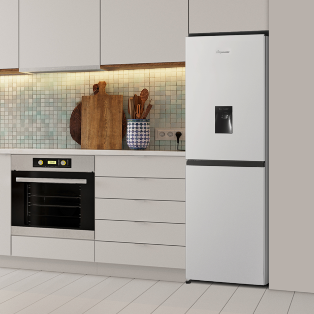 Fridgemaster MC55240DE 50/50 Freestanding Fridge Freezer