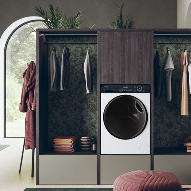 Haier HWD100-B14939 Washer dryer
Freestanding, 10 / 6 Kg, 1400 RPM, Engine Direct Motion, Combined c