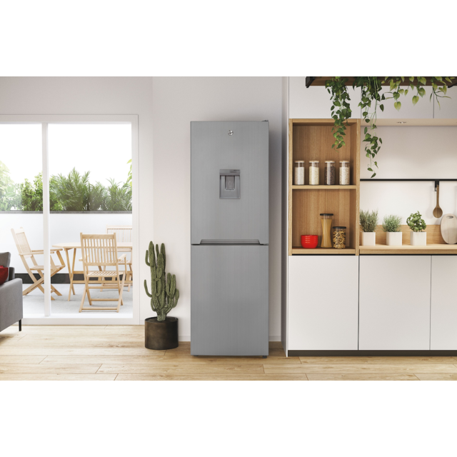 Hoover HOCV1T618EWXK 60Cm Frost Free Fridge Freezer In Silver With Drinks Dispenser 