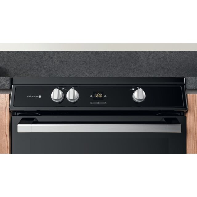 Hotpoint HDT67I9HM2C/UK Freestanding Cooker Induction Hob With Double Oven And Tilted Controls