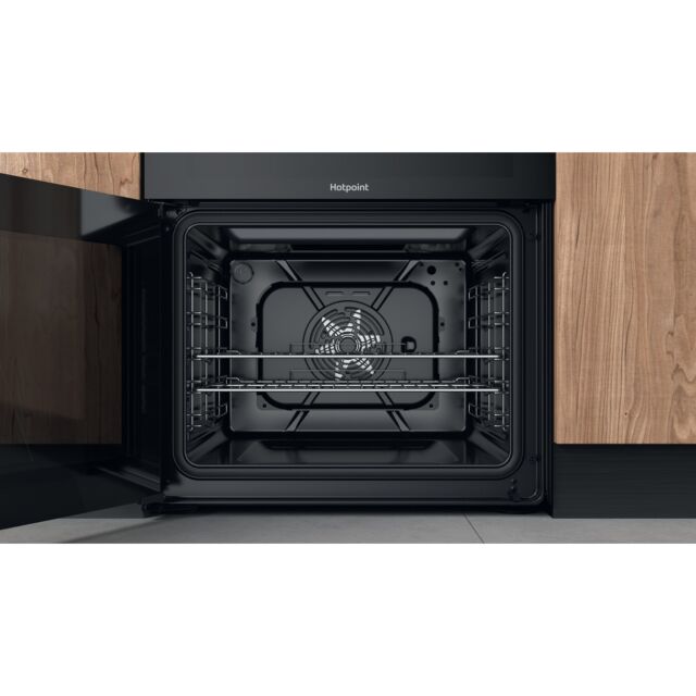 Hotpoint HDT67I9HM2C/UK Freestanding Cooker Induction Hob With Double Oven And Tilted Controls