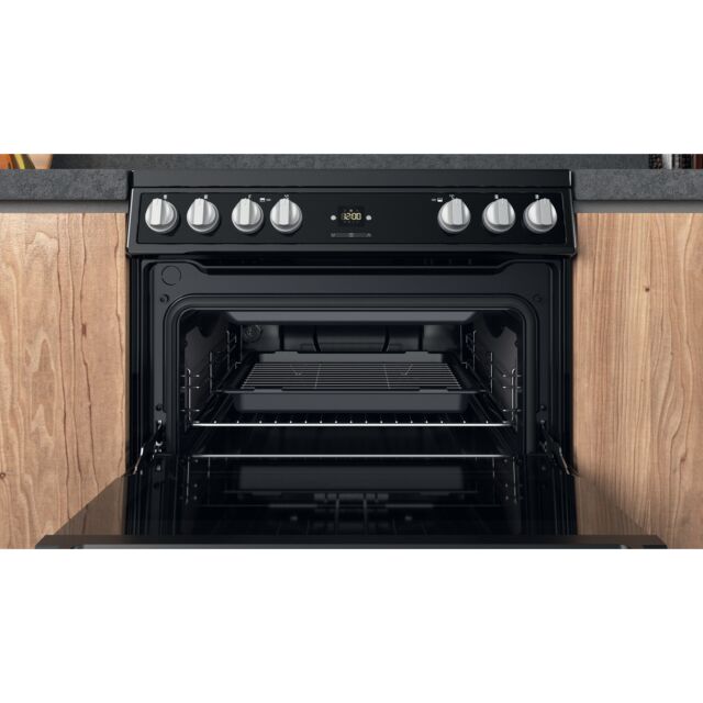 Hotpoint HDT67V9H2CB/UK Freestanding Electric Double Oven Cooker With Tilted Display In Black 