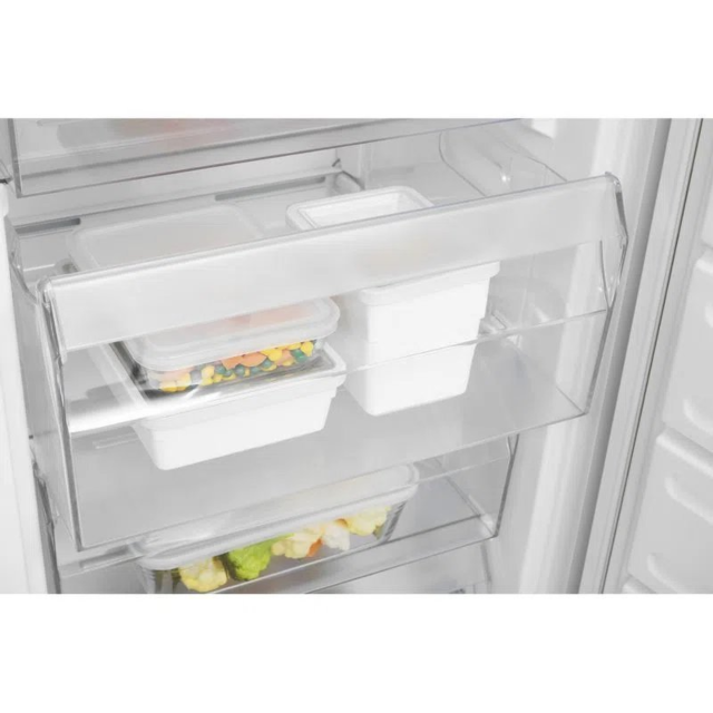Hotpoint HF1801EF1UK 54 cm Built-In No Frost Tall Freezer