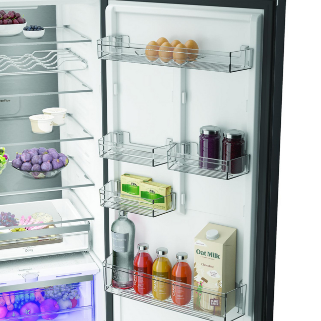 Hotpoint HPK26413XR6UKE 59.5cm 70/30 Fridge Freezer Black Steel