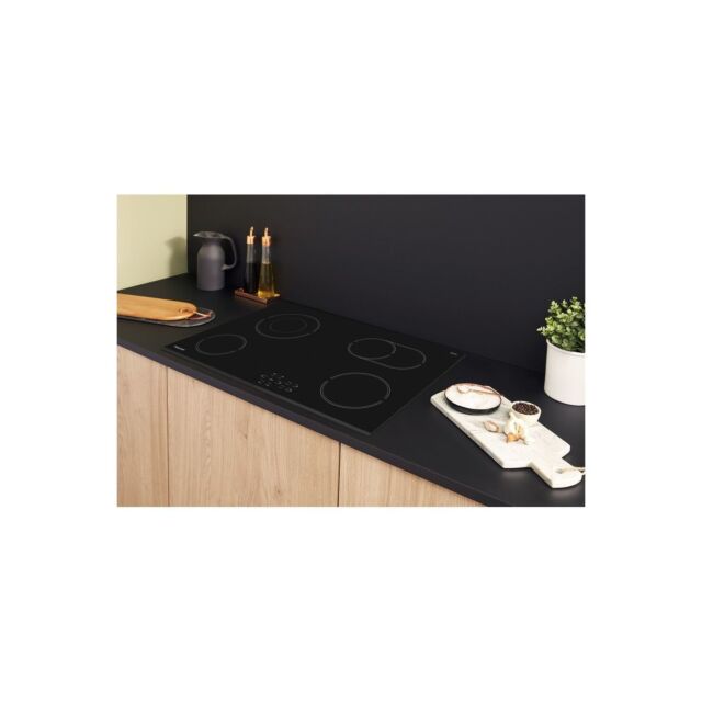 Hotpoint HR724BH 77cm Ceramic Hob - Black