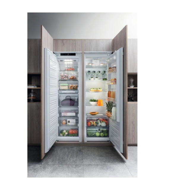 Hotpoint HS18011 Integrated Tall Fridge