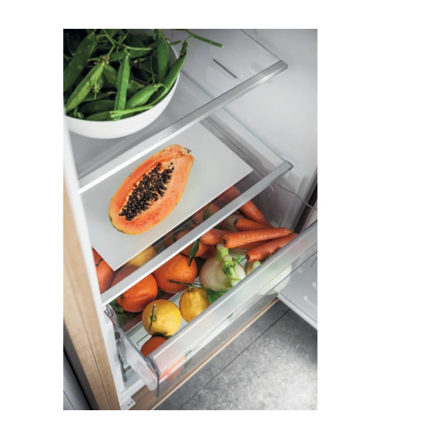 Hotpoint HS18011 Integrated Tall Fridge