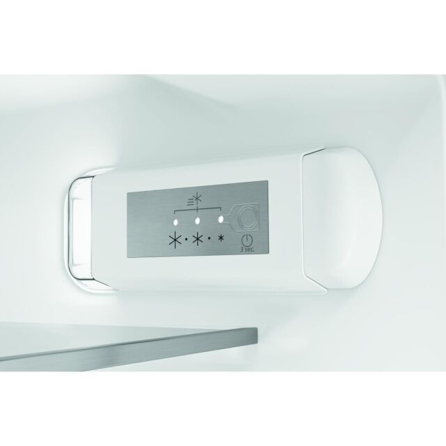 Hotpoint HS18012UK Built In Larder Fridge