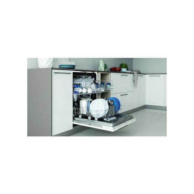 Indesit DIE2B19UK Integrated Full Size Dishwasher - 13 Place Settings