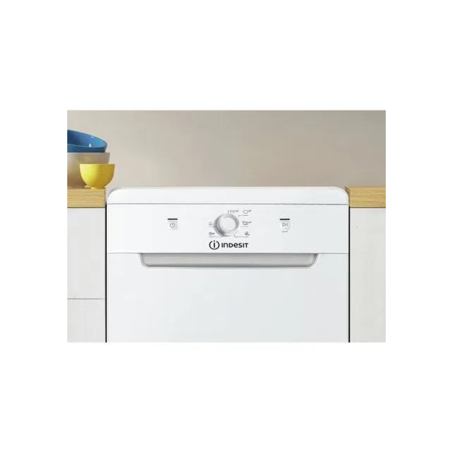Indesit DSFE1B10UKN DSFE1B10SUKN Freestanding Slimline Dishwasher