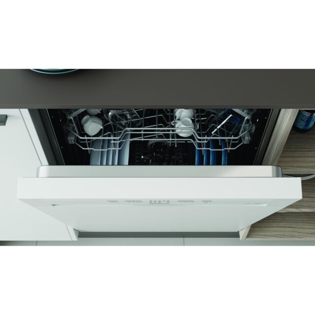 Indesit I3BL626UK Semi-Integrated Dishwasher - 14 Place Settings
