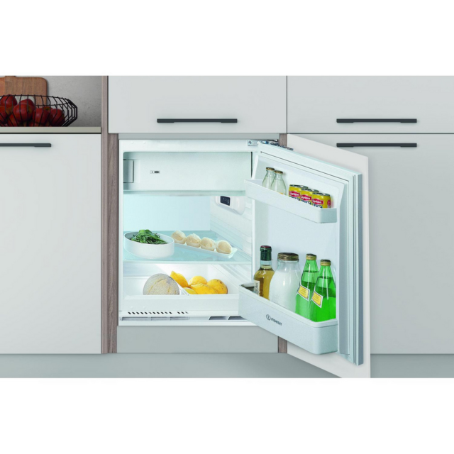 Indesit INBUF011 Integrated Undercounter Fridge 108L White