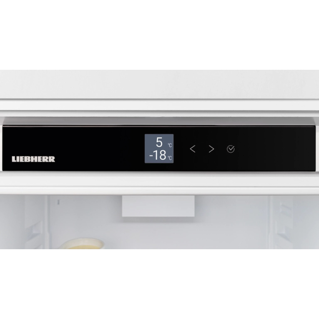 Liebherr ICNB5123 NoFrost fridge-freezer with EasyFresh