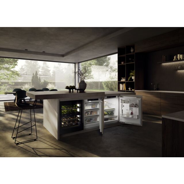 Liebherr SUFND365I Built under freezer