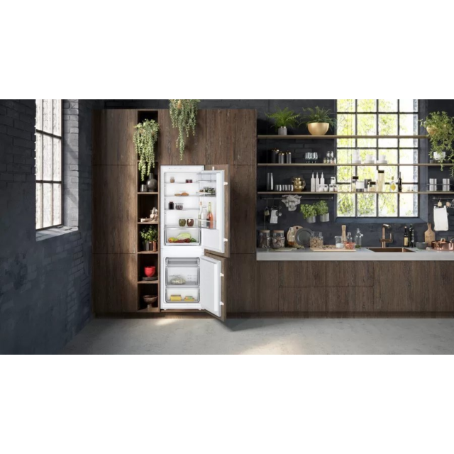 Neff KI5862SE0G 60/40 Built-In Low Frost Fridge Freezer