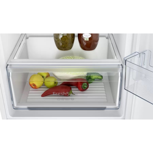 Neff KI5871SF0G 70/30 Built-In Low Frost Fridge Freezer