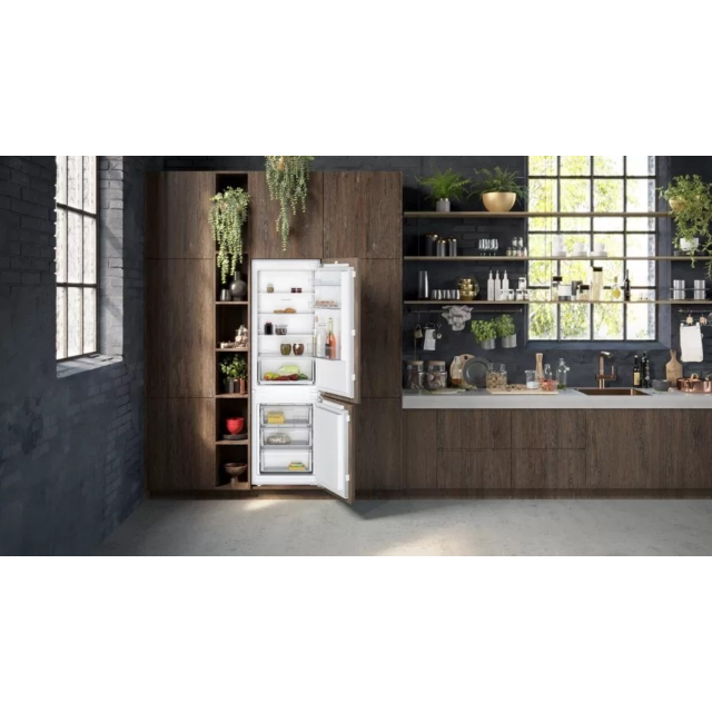 Neff KI7861FF0G 54.1cm Built In Fridge Freezer - White
