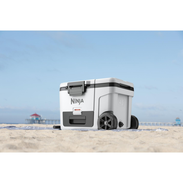 Ninja FB245UKWH FrostVault 42L Wheeled Cooler White