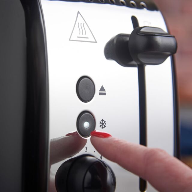 Russell Hobbs 26550 2 Slice Toaster In Black