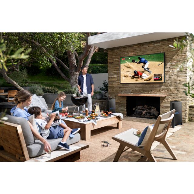 Samsung QE65LST7TCUXXU 65inch Terrace 4K QLED Smart Outdoor TV Weather- Resistant Durability (IP55 Rate