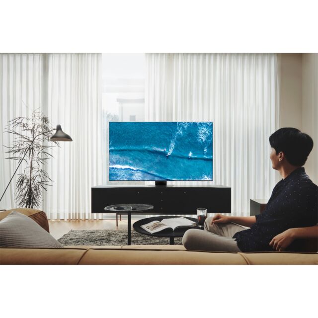 Samsung QE85QN85BATXXU 85inch 4K HDR QLED Smart TV with Voice Assistants