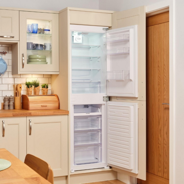 Sensis RFCMBI015450EW 54cm Frost Free Fridge Freezer