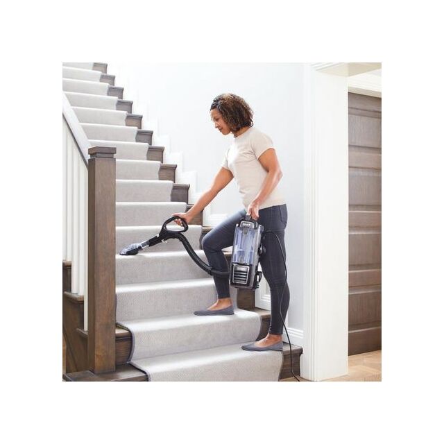 Shark NV620UKT Powered Lift-Away Upright Vacuum Cleaner with TruePet - Silver