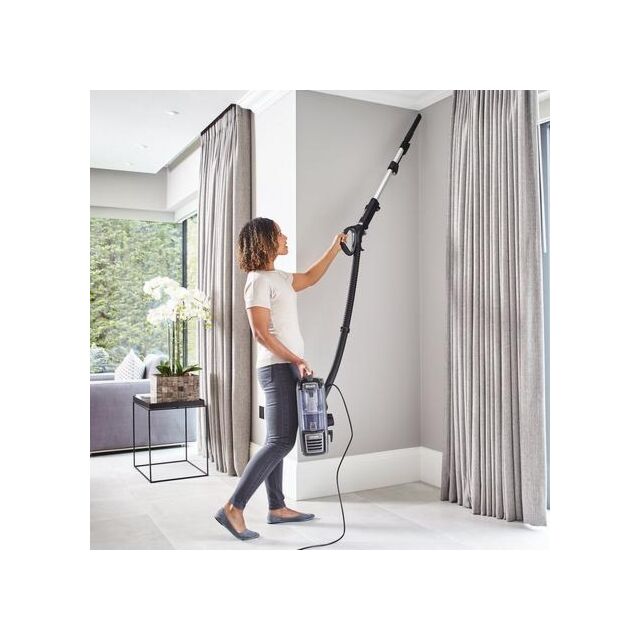 Shark NV620UKT Powered Lift-Away Upright Vacuum Cleaner with TruePet - Silver