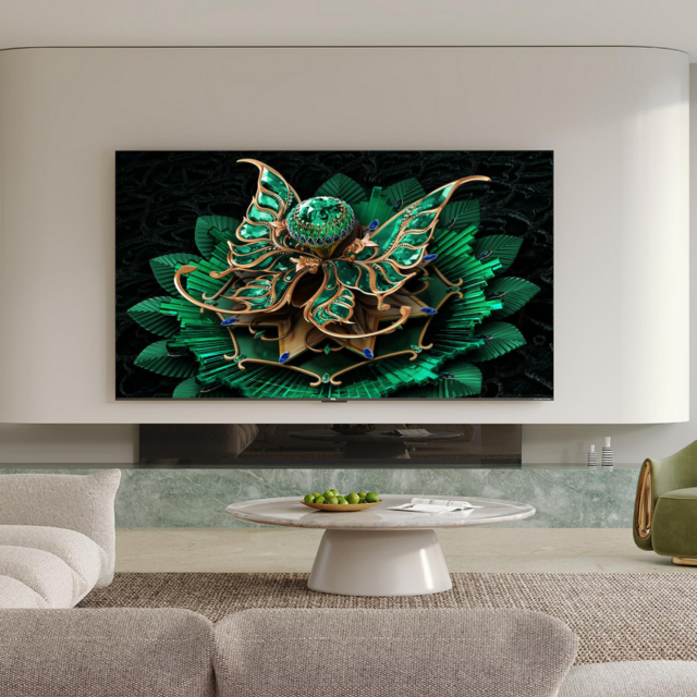 TCL 50C7K-UK 50-inch 4K QD-Mini LED TV