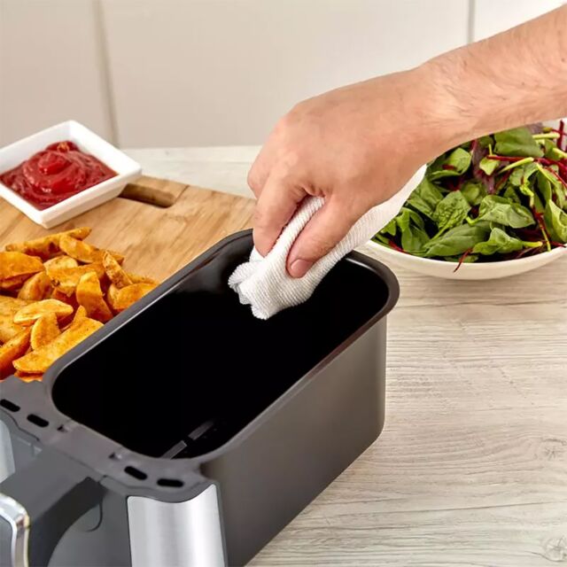 Tower T17099 Air Fryer Twin Drawer, One Large One Small